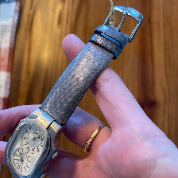 Philip Stein Natural Frequency Technology Women’s Signature Watch with 3 Bands - Picture 7 of 13